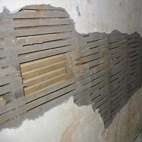 Lime Plastering Onto Laths