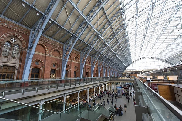 Top 12 Interesting Lime Buildings and Structures