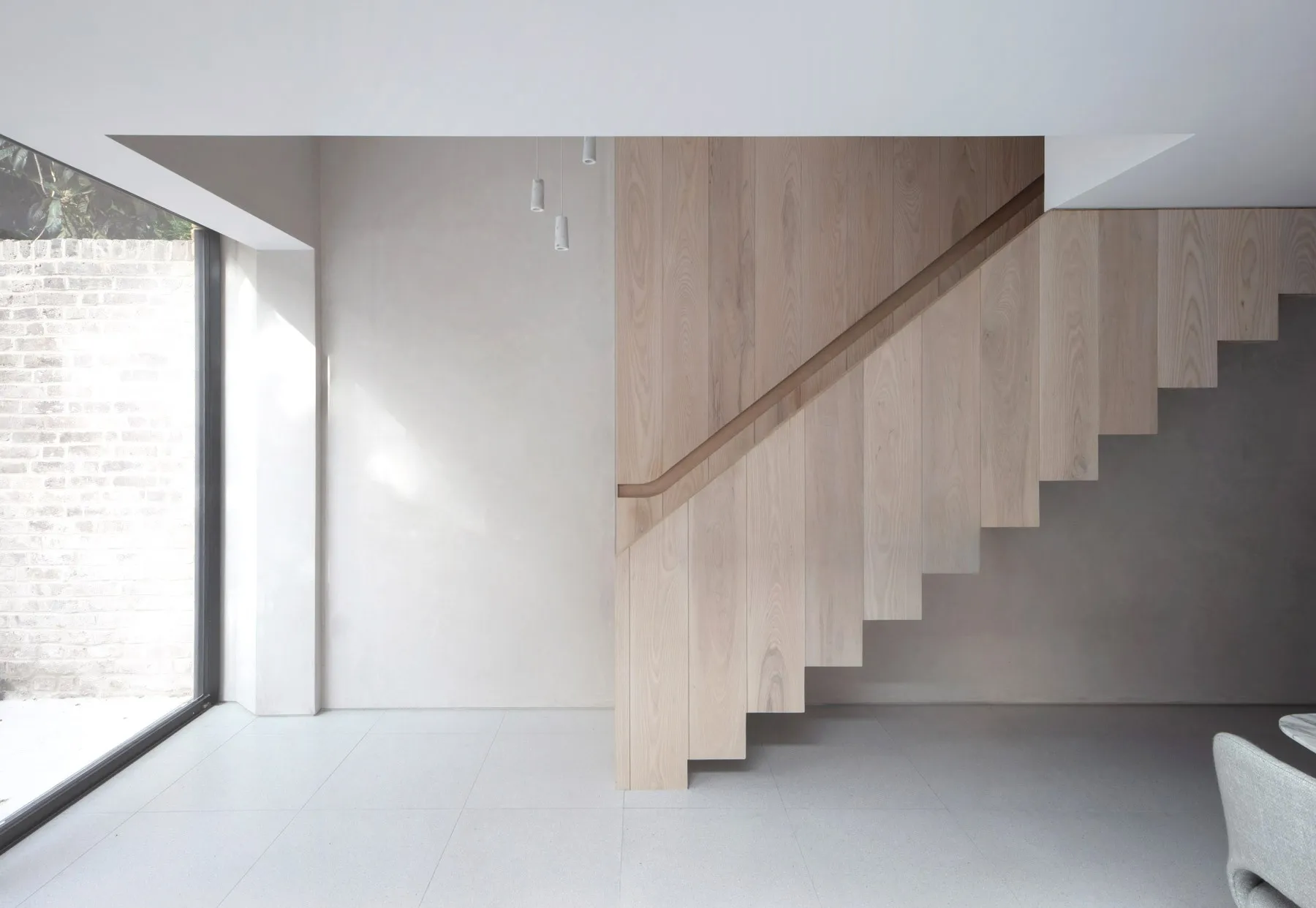 Solo with a modern look