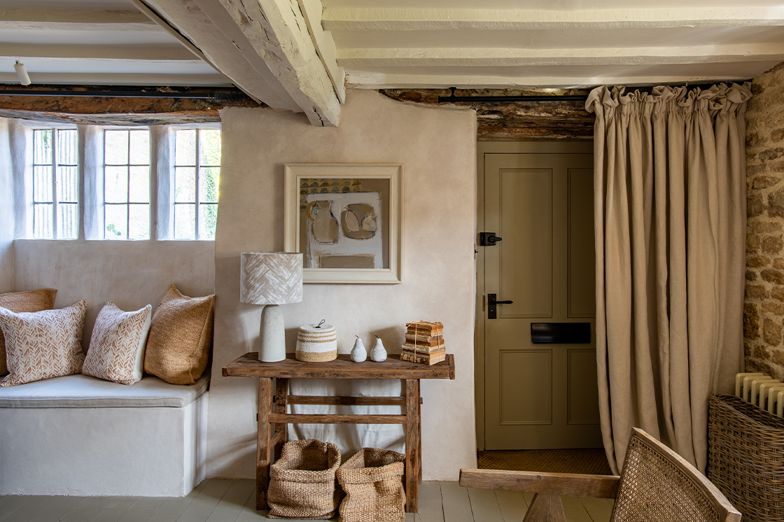 interior plaster entrance